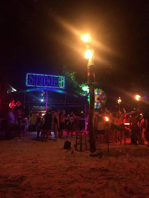 The Beacha Club Hotel Phi Phi Don